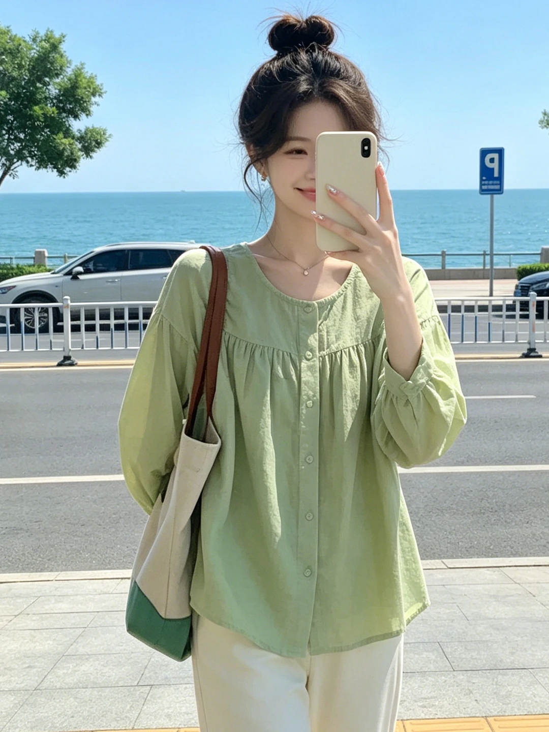 

Green Long Sleeve Loose Fit round Neck Shirt Women's Summer Fashion Chic Button up Top Slimming Trendy Commute Style Shirt