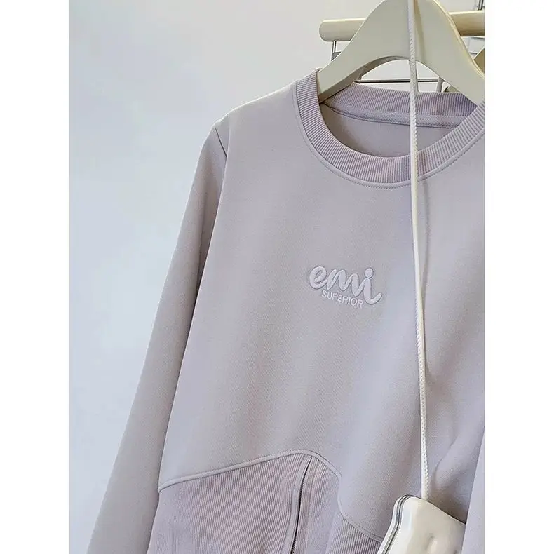 بلوزات نسائية ملابس قوطية امرأة الصوف الفتيات 2025 تصميم الربيع نمط فضفاض صالح عصري مريح الشتاء سستة