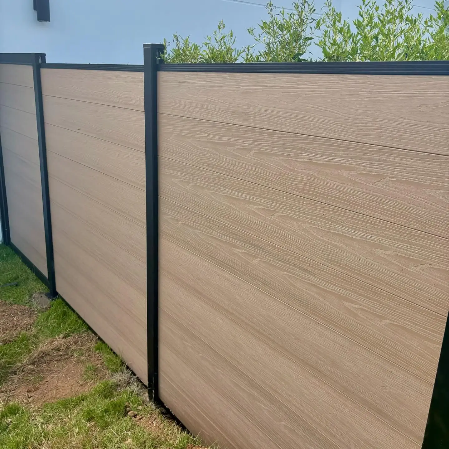 Outdoor Waterproof Moisture-Proof 6ft.H X 6ft. Fence Board for Villa Garden Low Maintenance Co-Extruded Fencing Gate