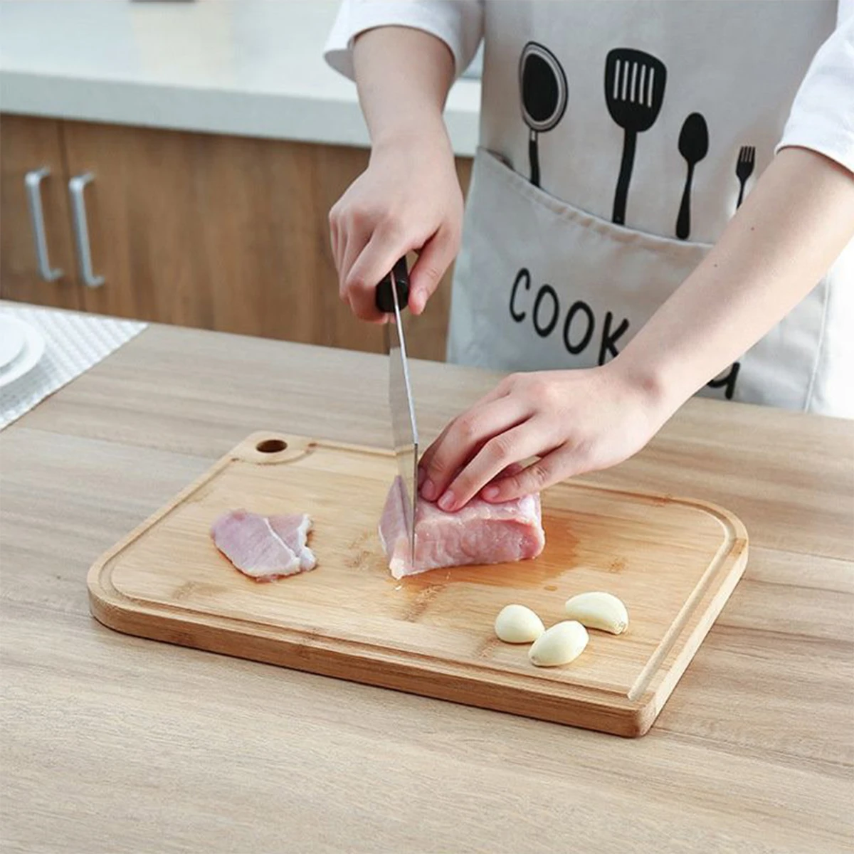 Thick and Sturdy Bamboo Cutting Board Wooden Mat Cutting Baby Food Grading Bread Vegetable Fruit Cutting Kitchen Supplies