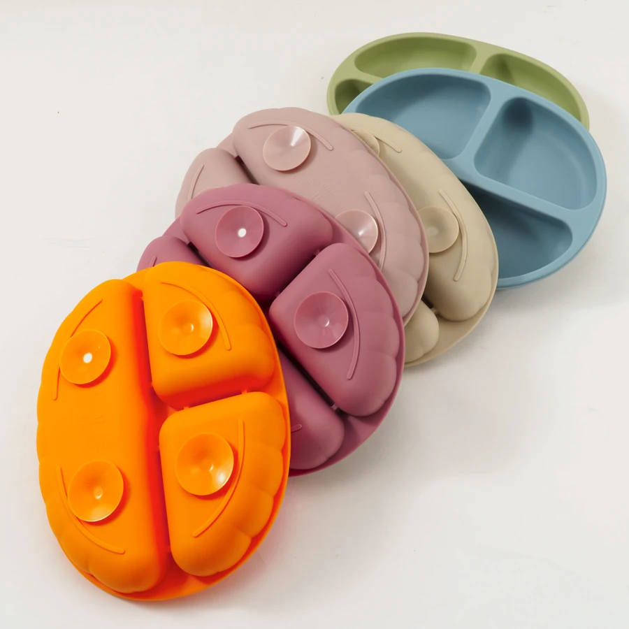 5PCS Food Grade Silicone Baby Feeding Sets Suction Bowl Fork Spoon Bibs Children Tableware free shipping Items For Kids