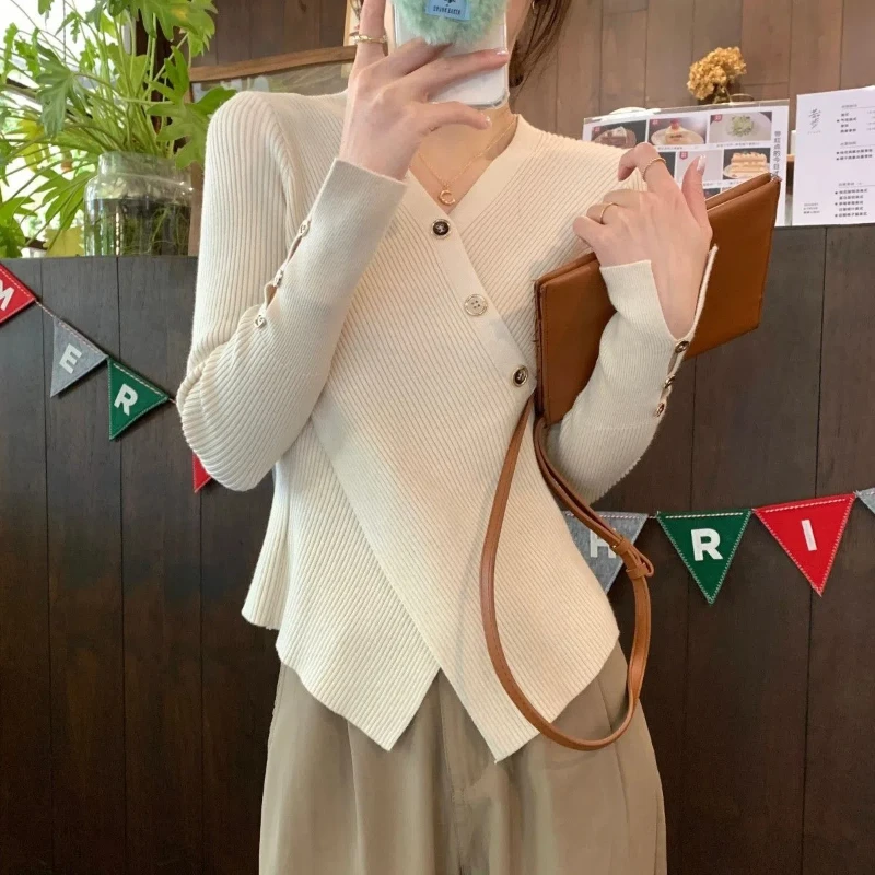 

V-neck Undershirt Top Women's Interior Cross Solid Color Stylish Small SweaterTrendy