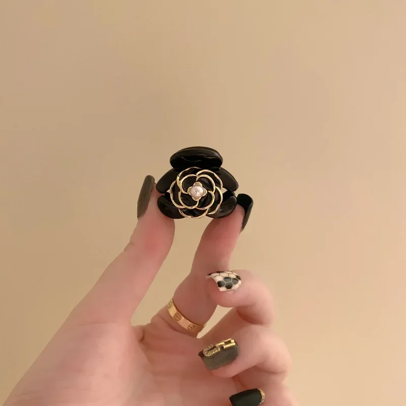 Black Camellia Mini Hair Claws Elegant Temperament Flower Hair Clips Princess Side Clip Women Girls Bangs Clips Hairpins Fashion