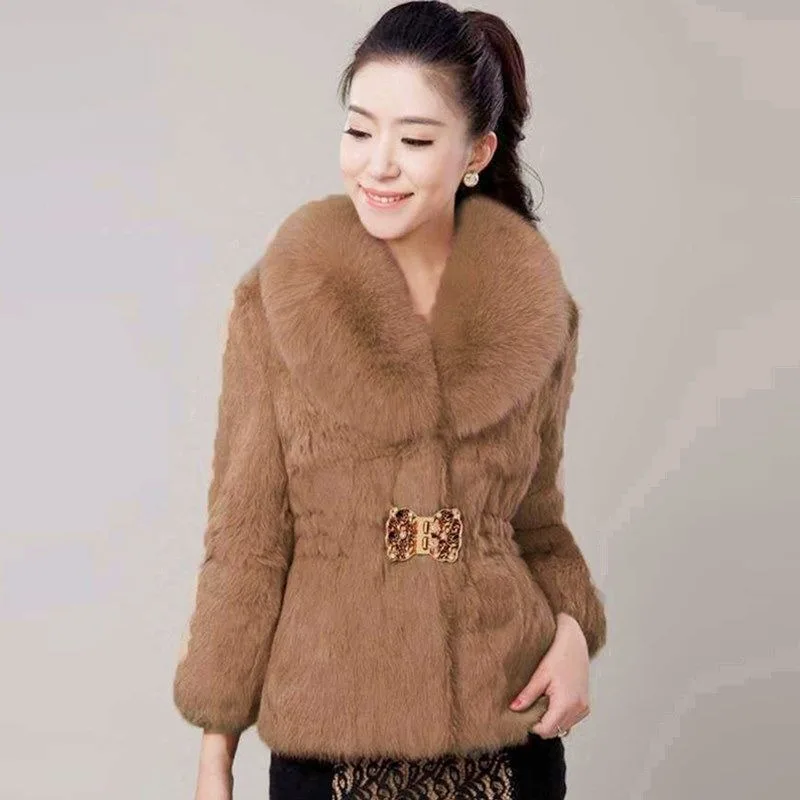 Faux Fur Jacket Women's Clothing 2026 Autumn Winter Imitation Fox Fur Collar Short Slimming Rhinestone Buckle Commute Women Coat
