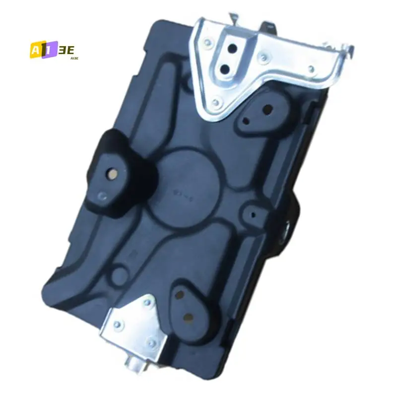 

A03E-MR440935 Car Battery Tray For Mitsubishi Pajero Montero Ⅲ V73 V75 V78 V93 V97 V98 Battery Cover Bracket 8201A086