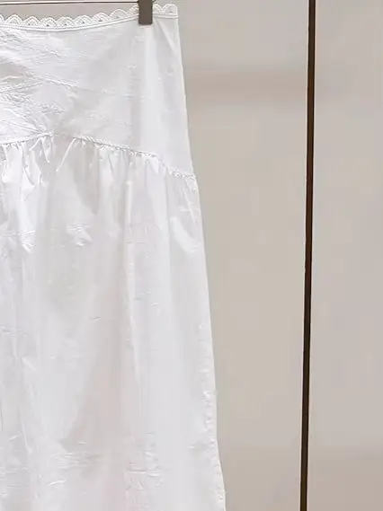 

Spring/Summer Women Pleated Lace Trimmed Spliced Solid High Waist A-line Midi Skirt Loose Fashion Casual Half Skirt