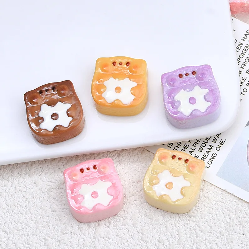 10pcs/lot Cute Bear Toast Flatback Cabochons Scrapbooking For Phone Case Decoration DIY Jewelry Making Dollhouse Accessories