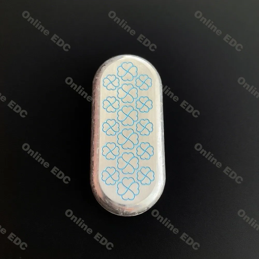 Giocattoli EDC usati Dz TopB San Valentino Limited Blue Push Slider Cristallo Titanio Ansia Giocattoli Agitarsi Giocattoli per adulti