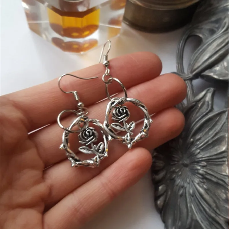 New Gothic Thorns and Roses Witch Earrings Witch Alternative Medieval Statement Jewelry and Beautiful Fashion Women Gift 2022