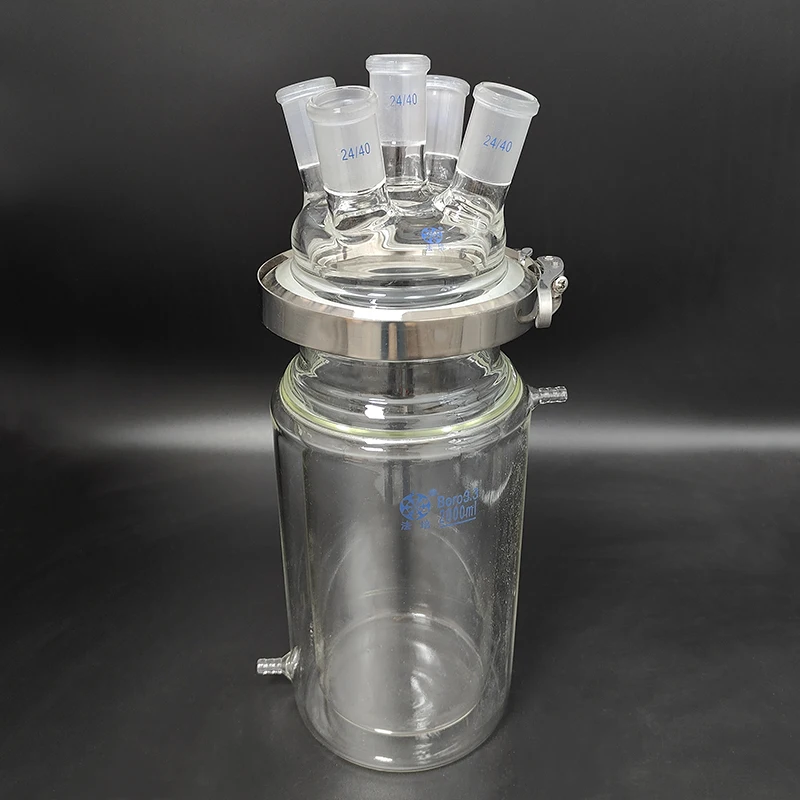 

Double-layer cylindrical flat bottom open reactor bottle 2000mL,150mm flange,Stainless clip,Cover with five ground mouth 24/40