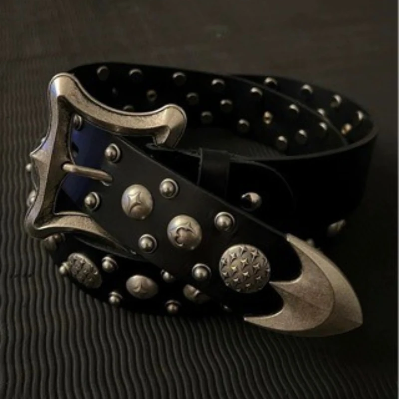 

Thug Club belt, rivet reinforcement, retro, punk, genuine leather niche belt for both men and women