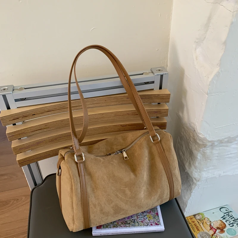 

Замшевая сумка-тоут в стиле ретро, мягкая матовая сумка через плечо Boston, большая вместительная сумка с верхней ручкой, винтажная сумка через плечо, квадратная сумка-подушка