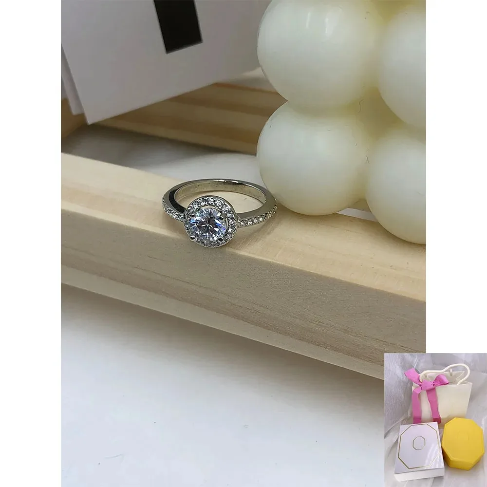

New fashion hot selling Una Angelic personalized white ring, round cut high-end exquisite holiday romantic gift