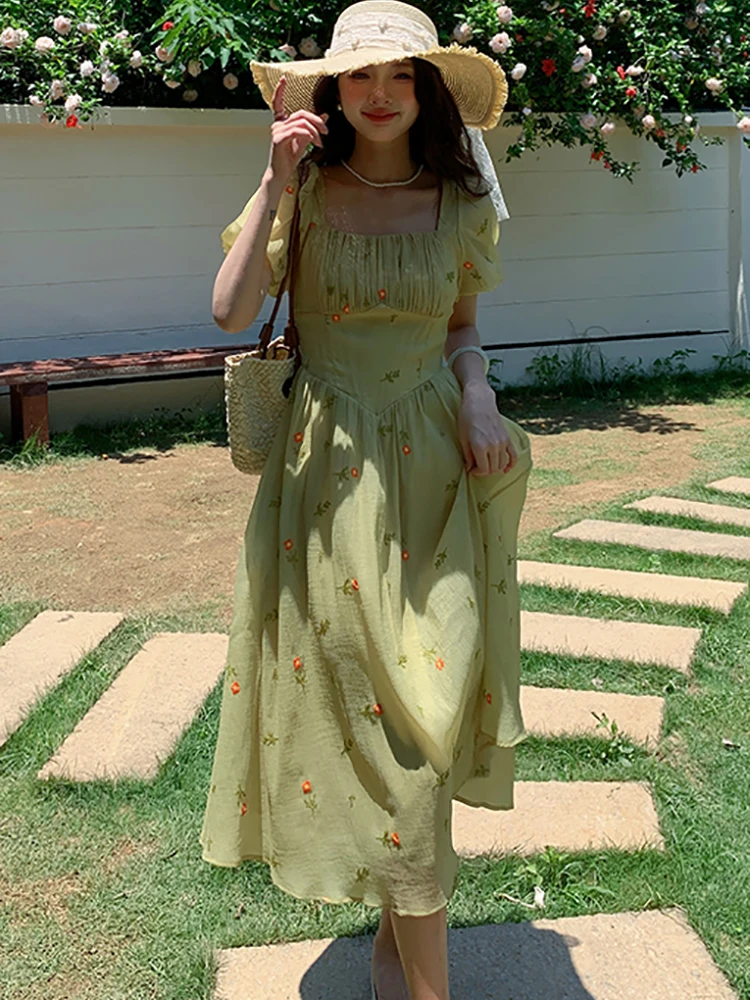 Letnia Zielona Elegancka Sukienka Długa z Haftem Kwiatowym Damska Bufiaste Rękawy Kwadratowy Dekolt Codzienna Sukienka 2025 Koreańska Sukienka Bodycon Wieczorowa