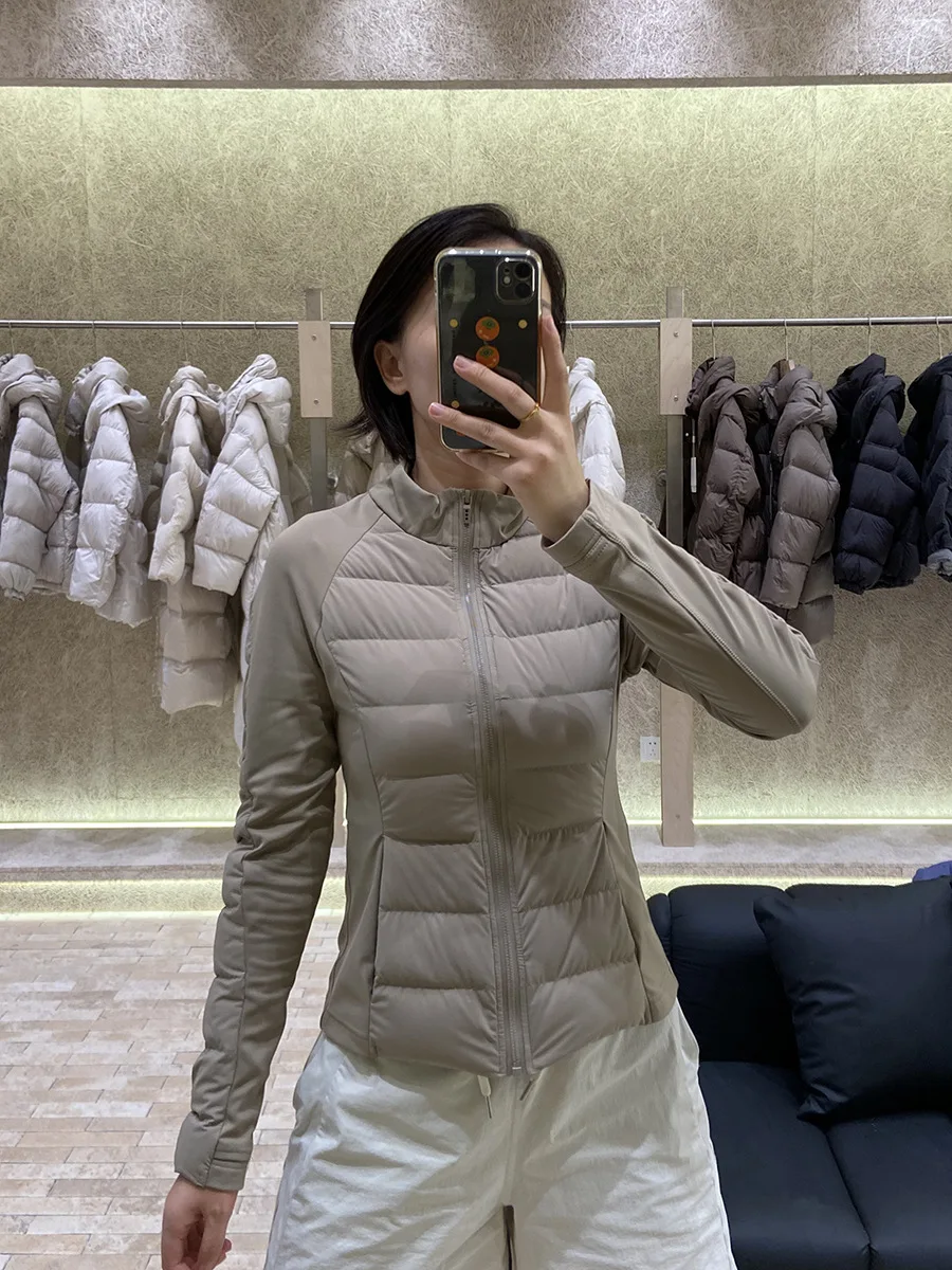 

Белый приталенный короткий пуховик женский зимний горячая распродажа сезона новый стиль легкая теплая верхняя одежда для йоги