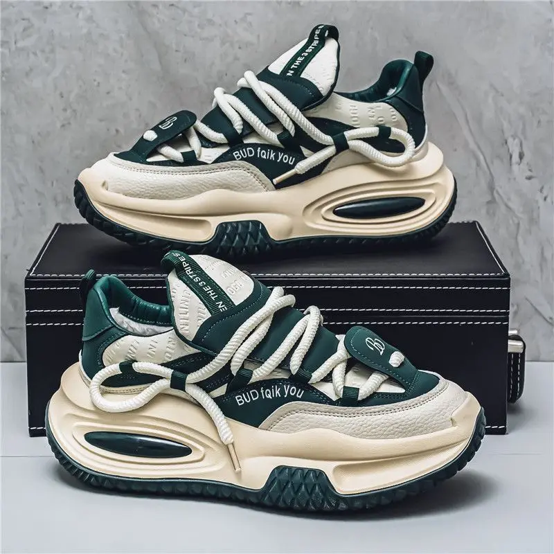 جديد فاخر صافي الأحمر الرجال سميكة القاع عادية جلدية الوجه طالب أحذية رياضية TikTok البث المباشر أحذية رجالي