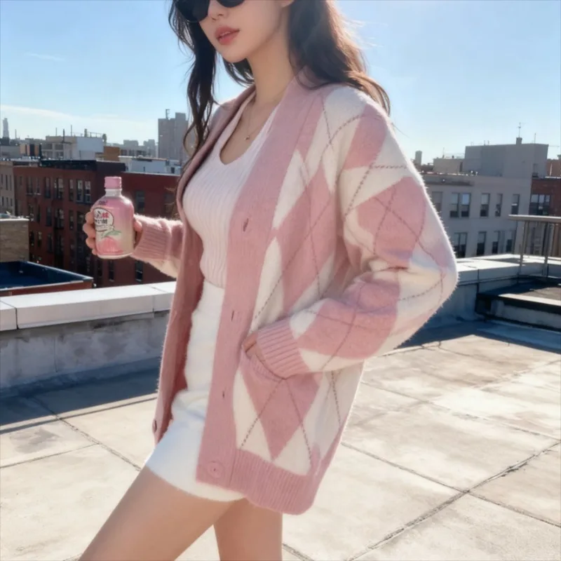 New Loose V-neck Argyle Cardigan Long Sleeved Sweater Autumn/Winter Loose Casual Clothing Rhombus Single-breasted Knitwear Top