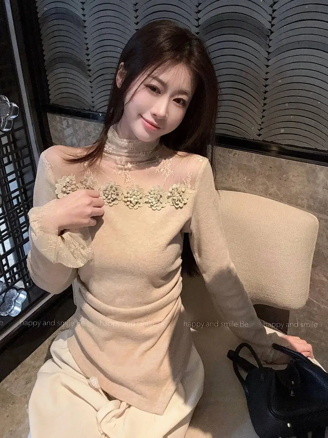 Damska bluzka z dzianiny z trójwymiarowymi kwiatami, łączona siateczką, nowy top