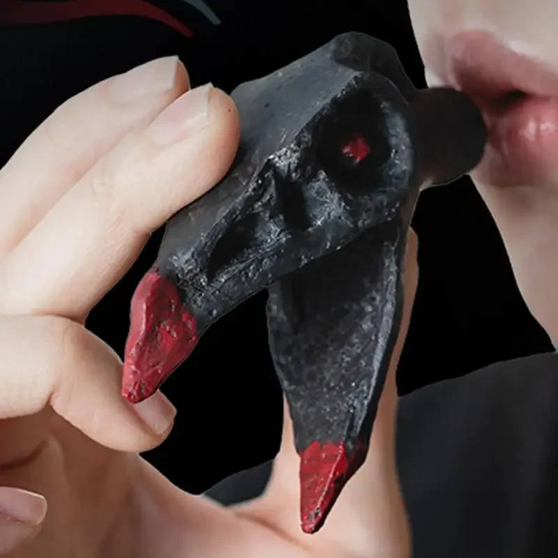 Aztec Death Whistle with Strange Sound Crow Beak Death Whistle Death Loud Ornament Party Noise Prop Pendant Accessories Gifts