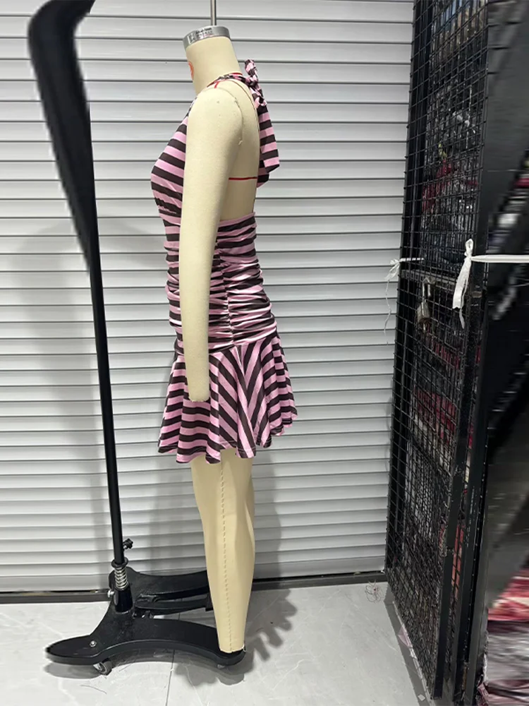 Damen-Minikleid mit tiefem V-Ausschnitt, rückenfrei, Neckholder, gestreift, charmantes, ärmelloses, plissiertes, schmales Partykleid mit Schnürung, neue Roben – Detail 4