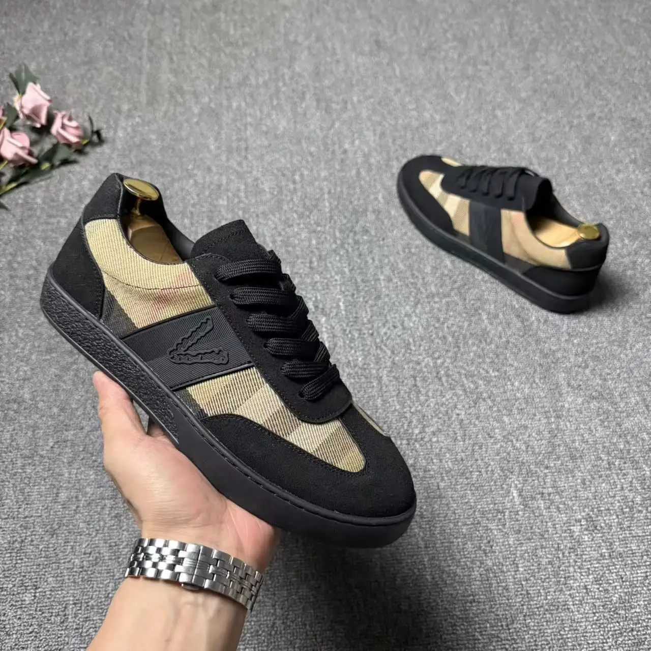 

Мужская обувь, новинка 2024, повседневные туфли с низким берцем, модные трендовые универсальные туфли из клетчатой ткани