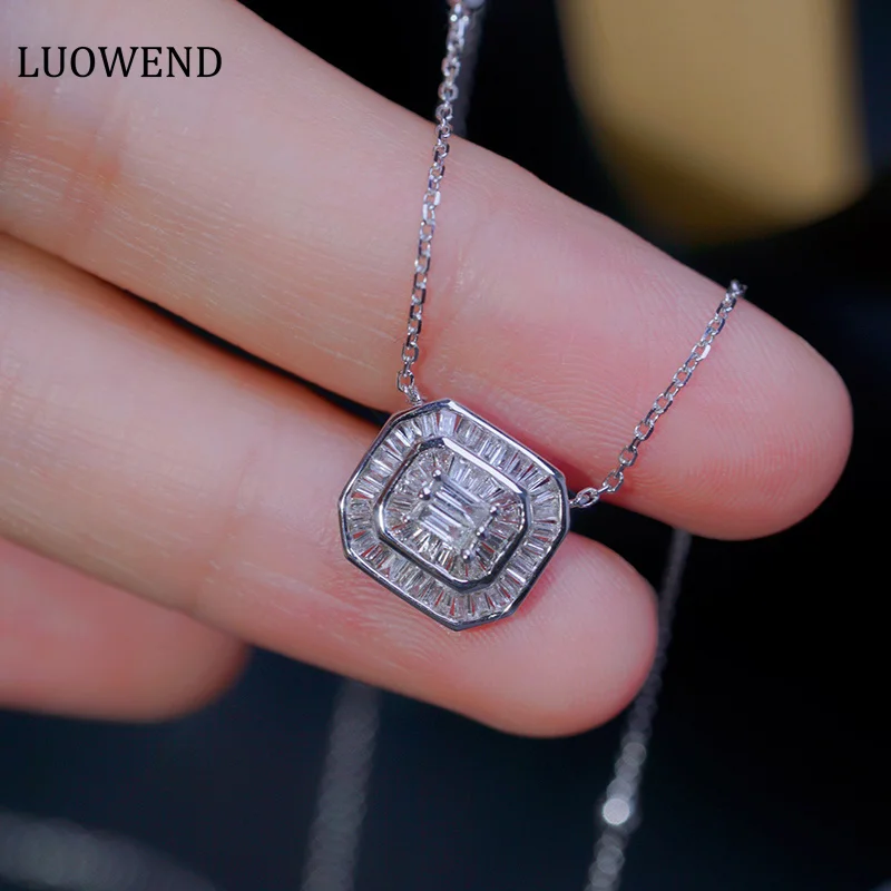 

LUOWEND 18K White Gold Necklace 0.53carat Real Natural Diamond Pendant Necklace for Women Engagement Romantic Star River Design