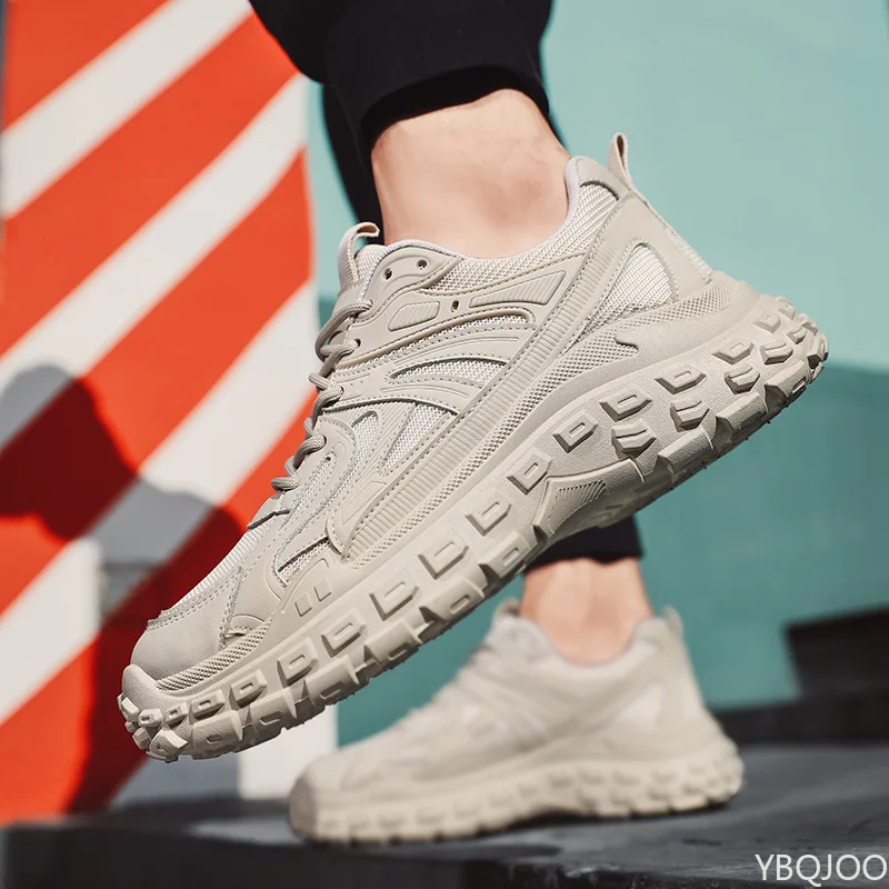 新しいカジュアルで快適なスニーカー、春と秋に最適、シンプルで滑り止め、耐摩耗性、メンズシューズ、ファッショナブルで多用途、厚底シューズ