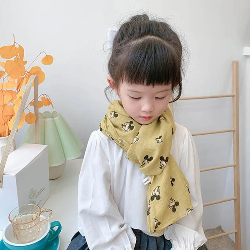 Disney Mickey Mouse Scarf Mickey Pattern Autumn and Winter New Warm Scarf Girls Accessories Women\'s Scarf Girl Heart Gift