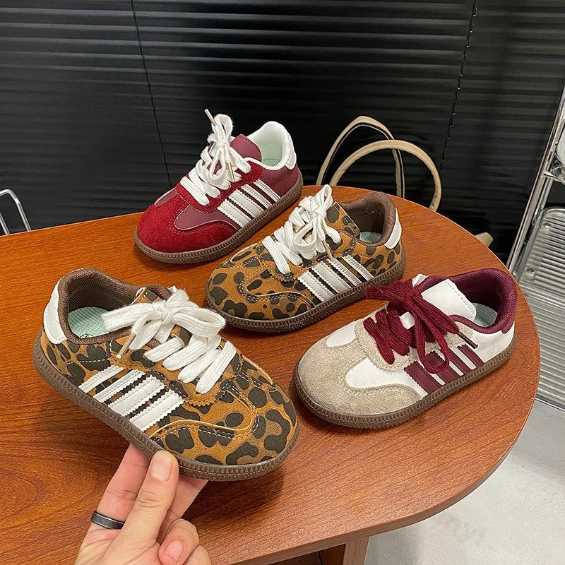 

Boys‘ Vintage Leopard Low Top Casual Sports Shoes 2025 Autumn Children's Fashion Versatile Comfortable Non Slip Lace Up Sneakers