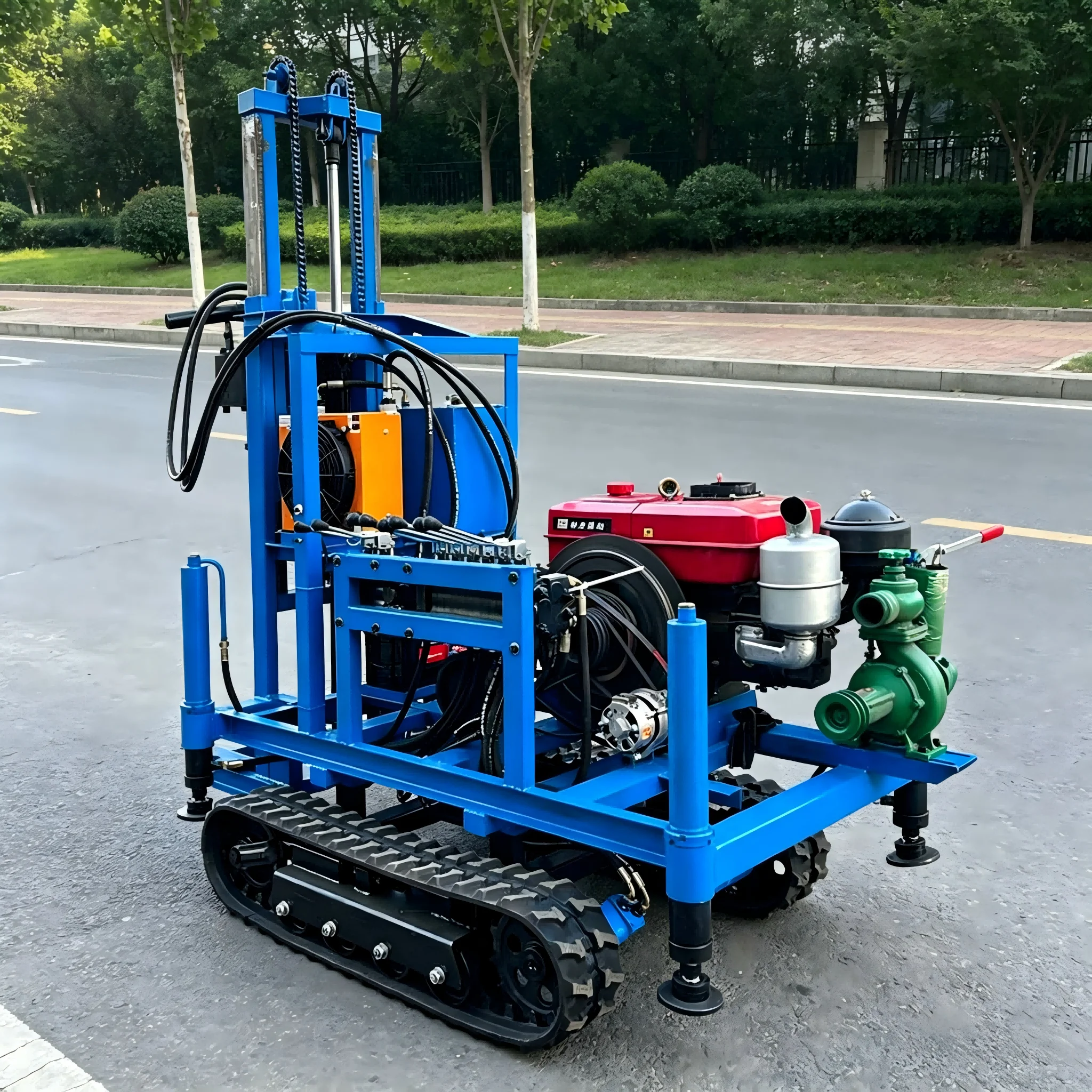 

Customized Crawler 130-260m Portable Heavy Duty Hydraulic All-Terrain Water Well Drilling Rig