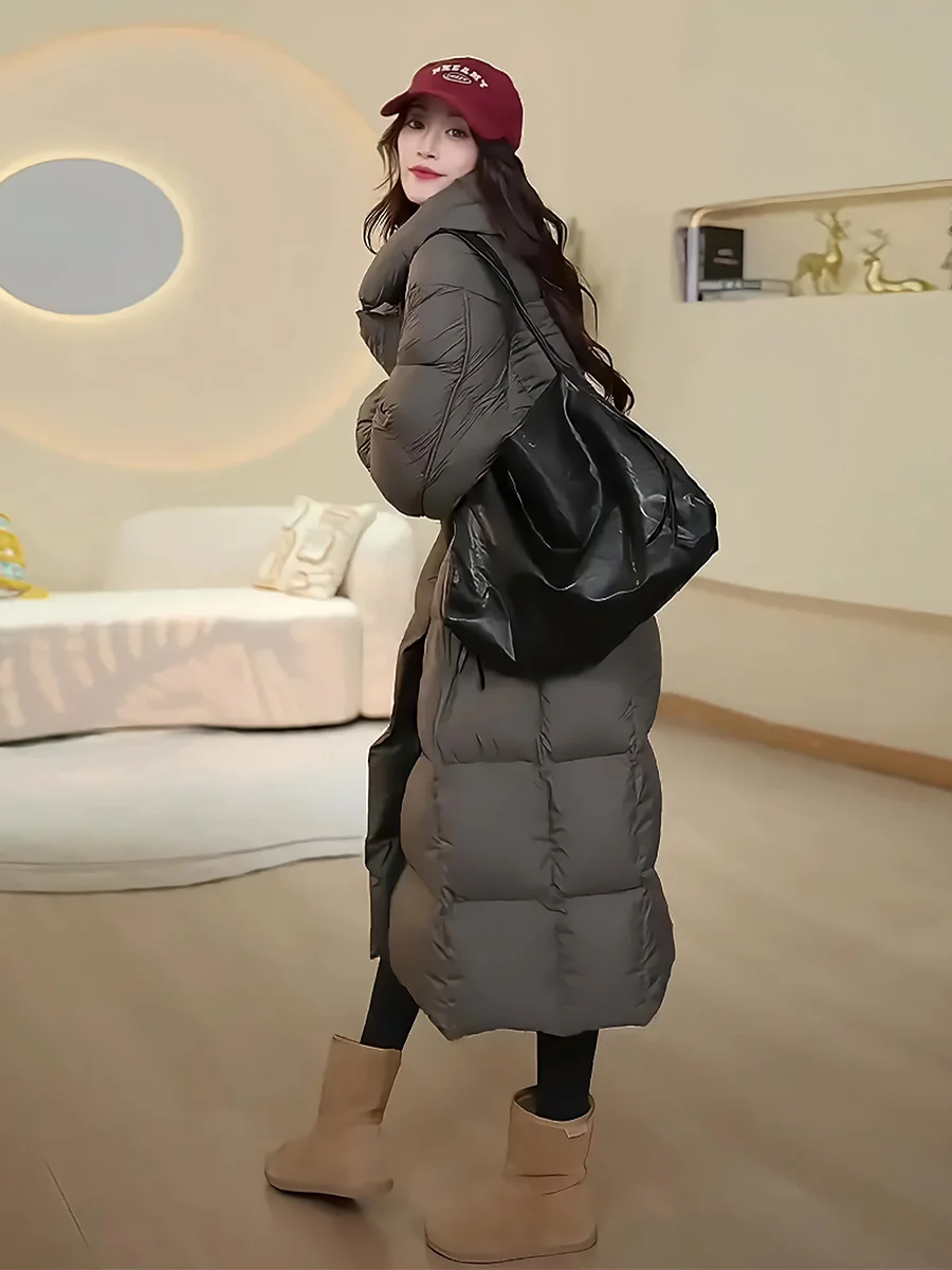 

Новая модная универсальная утепленная женская куртка-пуховик с большим воротником, белая, для повседневной носки, трендовая модель 2025 года