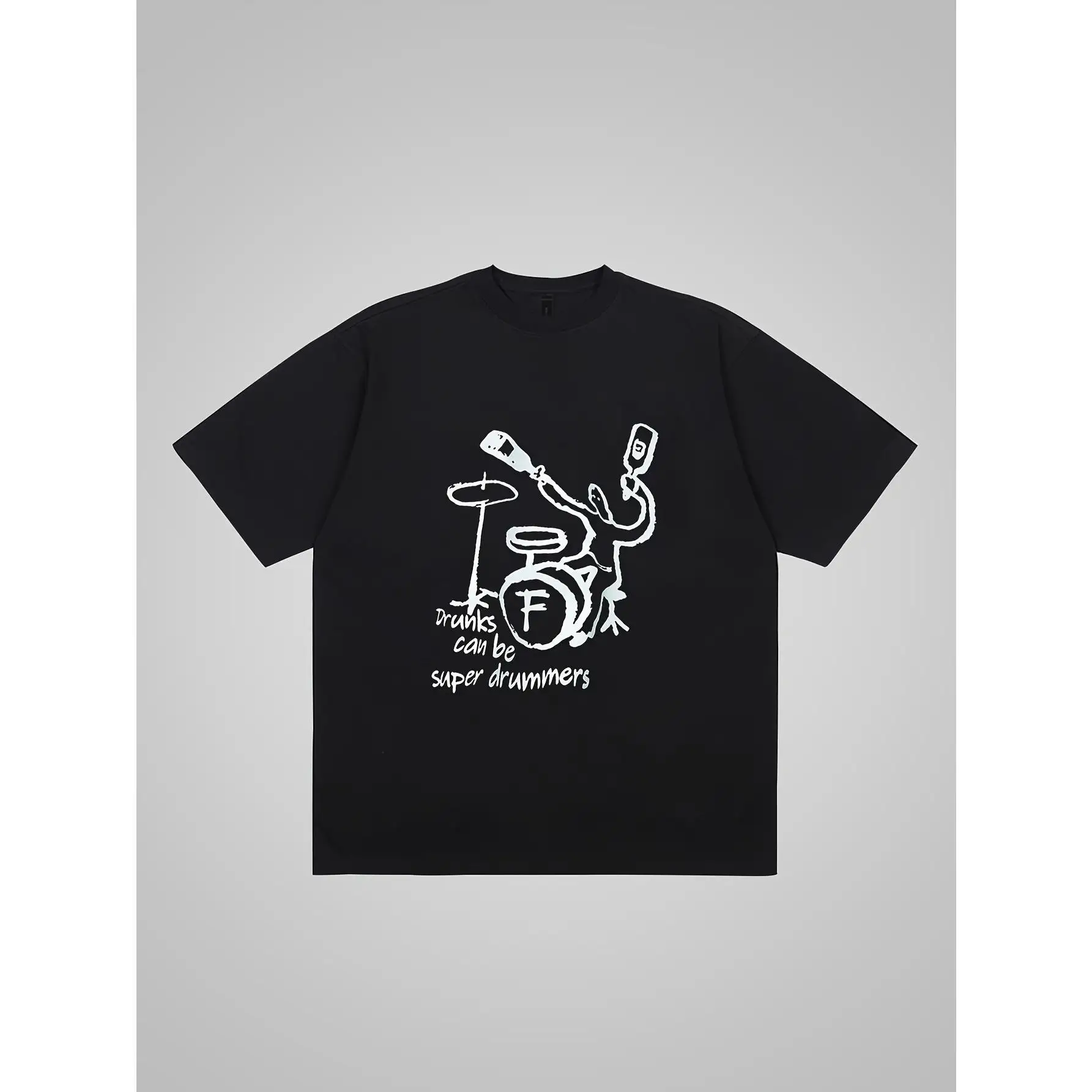 

Minimalist Drummer Lizard Graphic T-Shirt Unisex Funny Music Cotton Tee for Streetwear, Concerts or Gift Idea