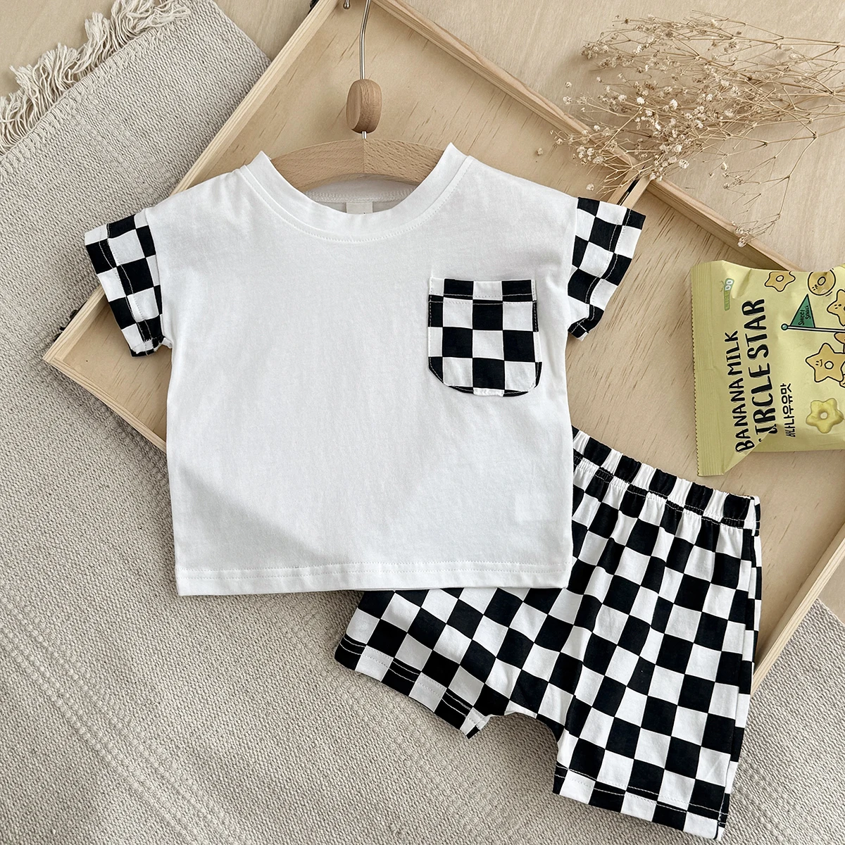 

Летний комплект из чистого хлопка для маленьких мальчиков и девочек, детская рубашка с короткими рукавами и карманами, шорты в клетку для малышей, летняя одежда для малышей, 2 предмета, От 0 до 3 лет