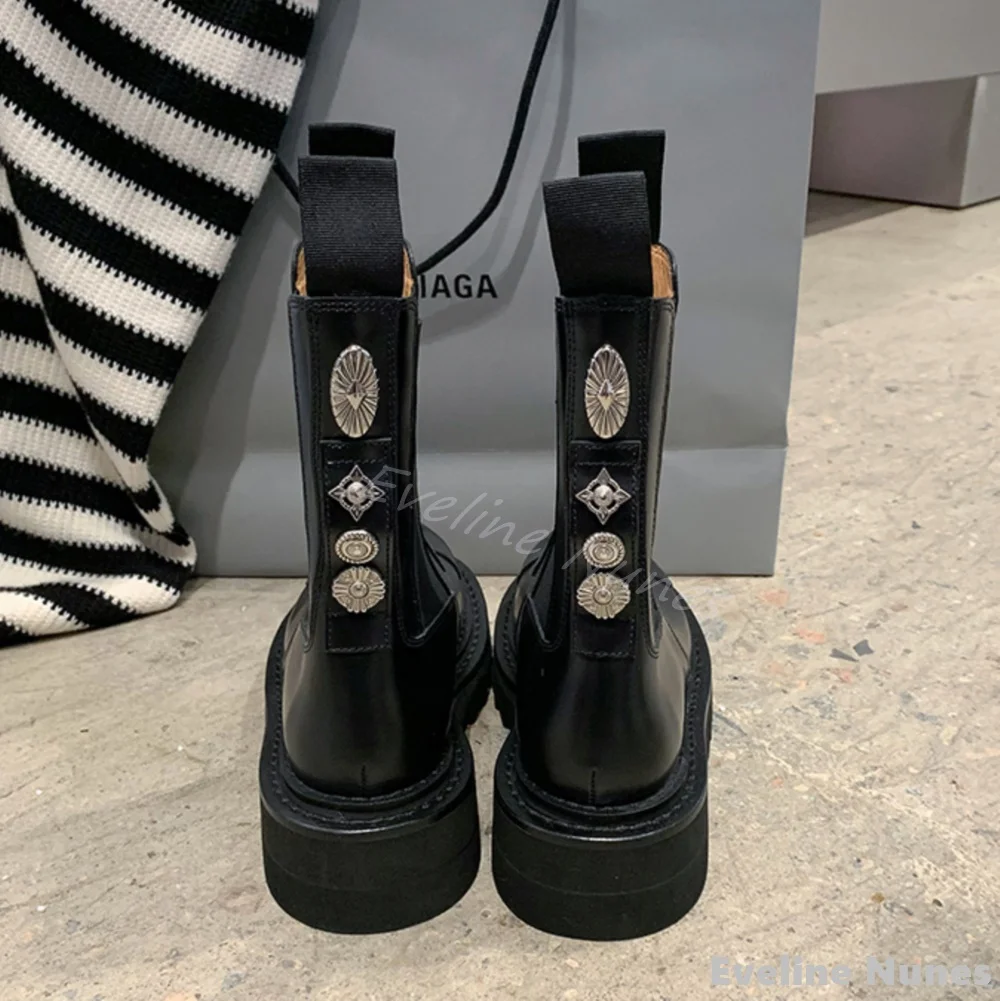 

Cool Metal Decoration Platform Chelsea Boots Women Round Toe Slip On Black Leather Mid Calf Boots 2024 Winter Warm Plush Boots