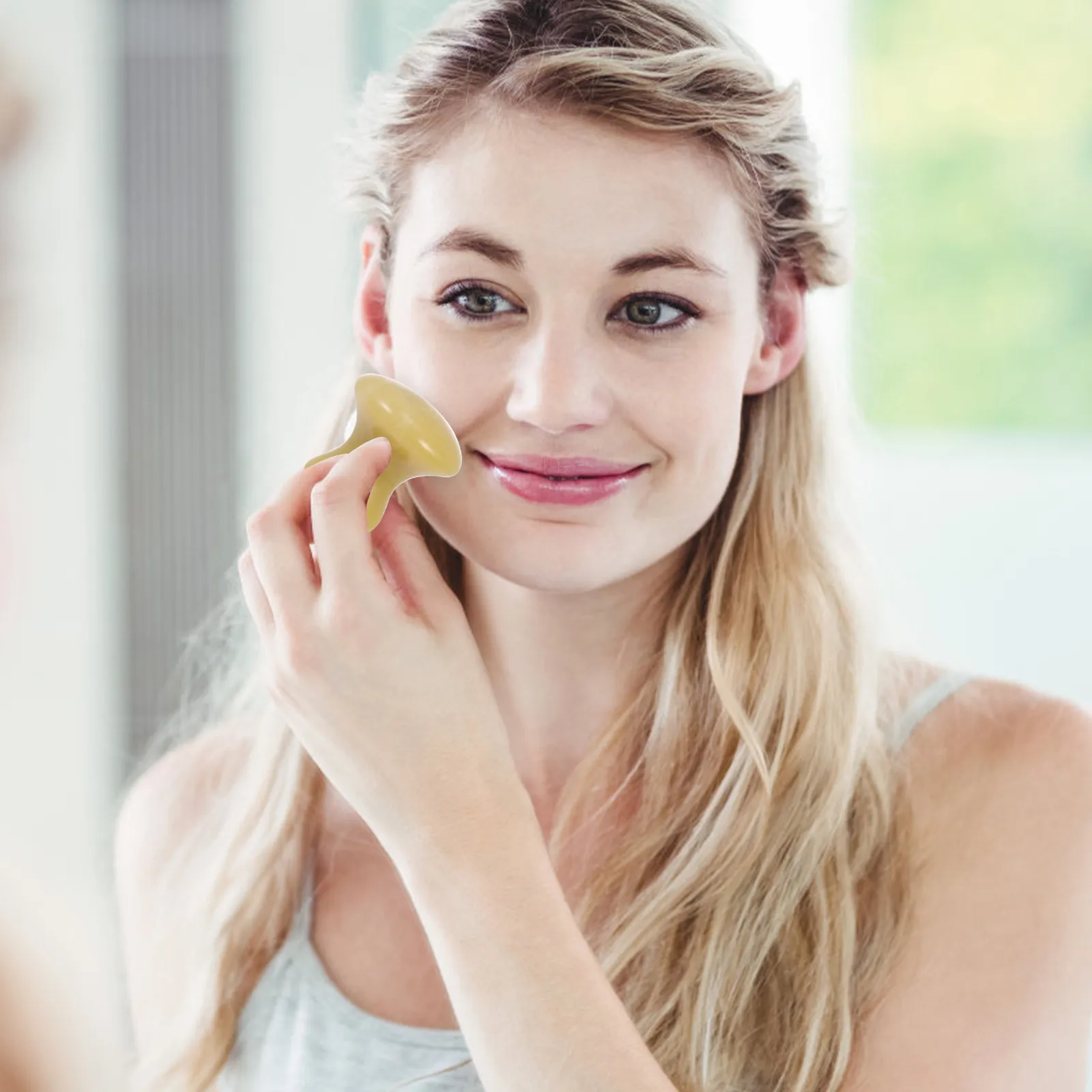 

Массажный камень для лица в форме гриба, безопасный материал, маленький размер, удобная ручка, улучшает кровообращение, снимает усталость, для красоты и массажа.