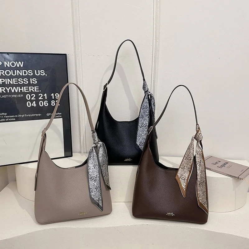 

Luxury Ladies Trendy Commuter Leather Shoulder Bag Classic Elegant Women's Casual Simple Vintage Fashionable Crossbody Bag