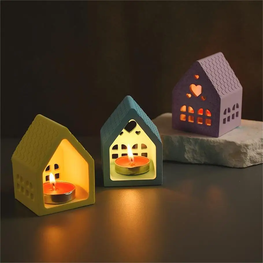 3D House Candlestick Molds Reusable House Handicraft Mold Ornament Love House Shaped Candlestick Silicone Mould Table Decoration