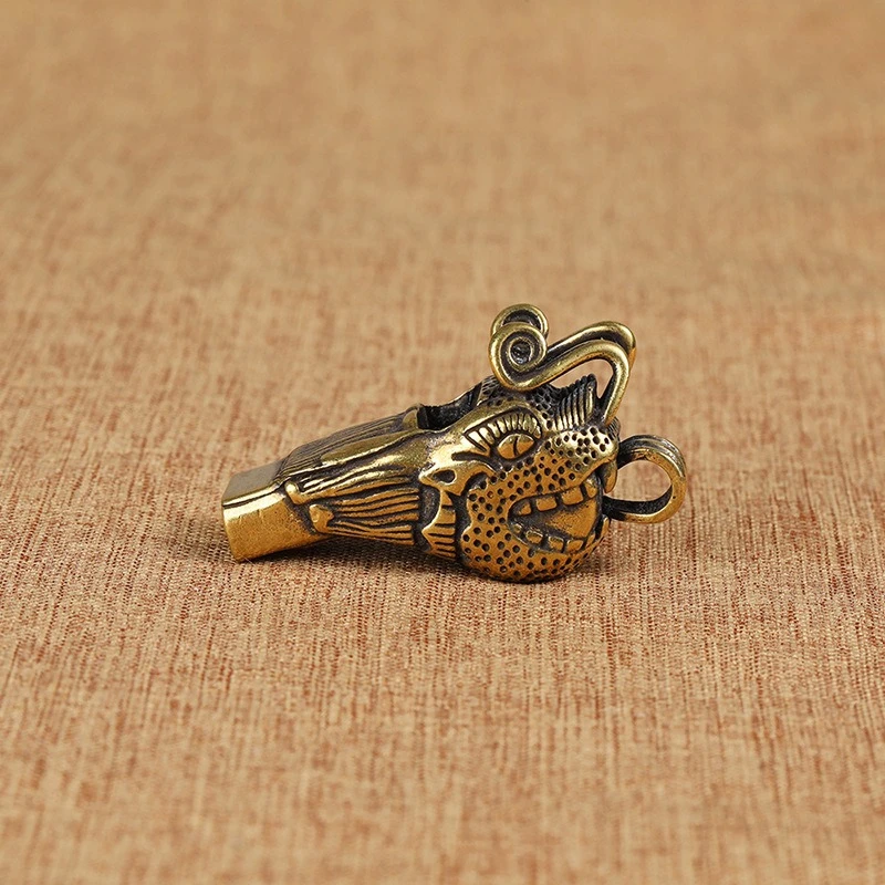 Vintage Brass Dragon Head Whistle Car Keys catene pendenti uomo donna Outdoor Survival Tools fischietti collane portachiavi appesi