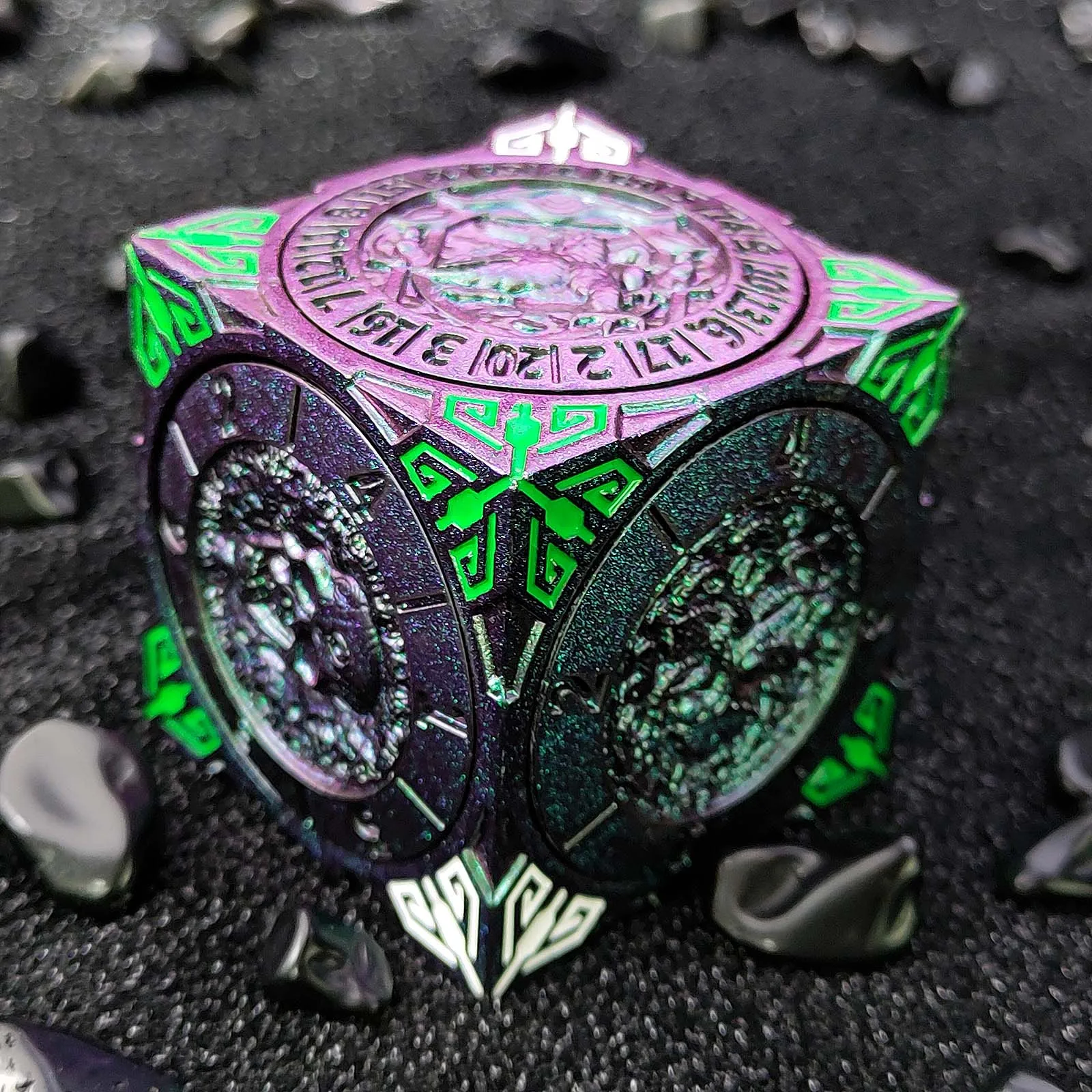 كوكب صغير معدني الروليت الغزل DND النرد للزنزانات والتنينات RPG ثلاثية الأبعاد الإغاثة كول متعدد السطوح لعب الأدوار لعبة النرد المعدني