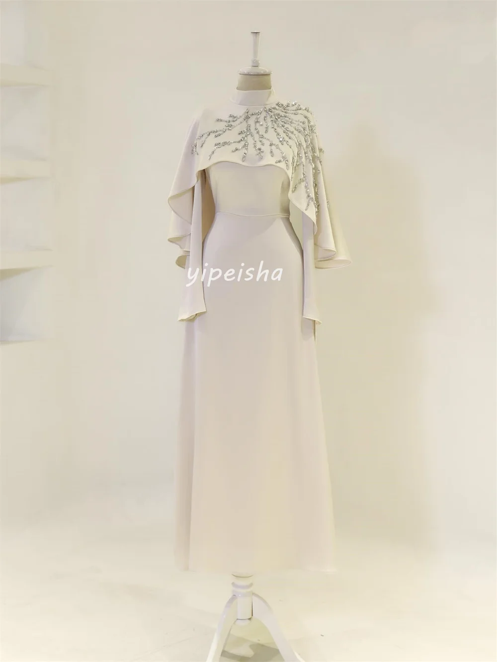 Customized Matching Sparkle Jersey Rhinestone Pleat Straight High Collar Long Dresses Bespoke Occasion Dresses Exquisite Classic