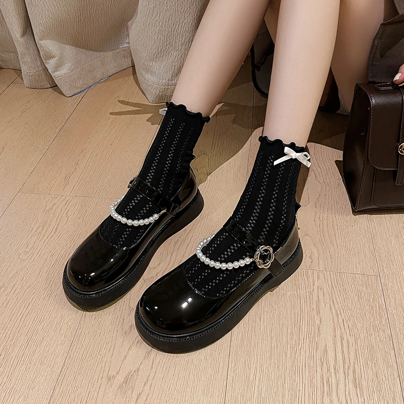 

YQBTDL 2026 Korean Style New Pearl Mary Jane Shoes Women's Spring Autumn Fashion Party Leather Shoes for Women Patent Leather