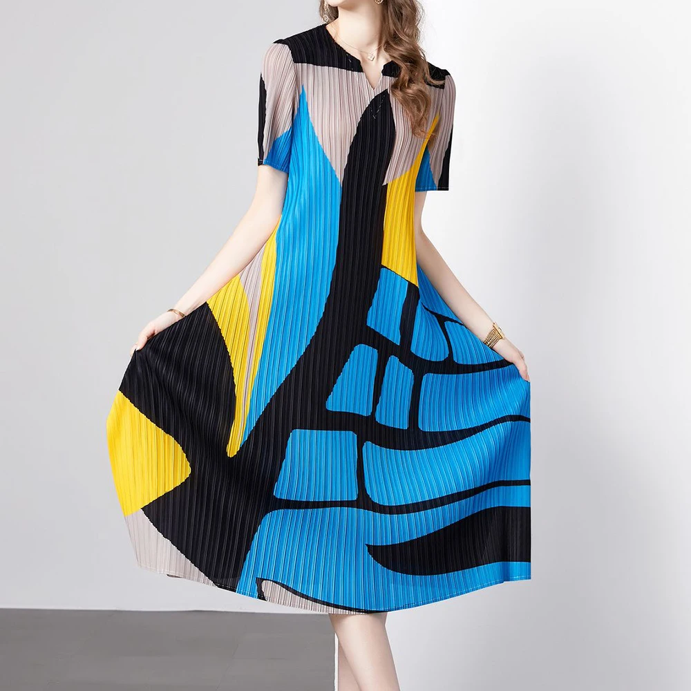 

2025 new summer large size thin temperament printed skirt pleated short sleeve pleated a word dress women