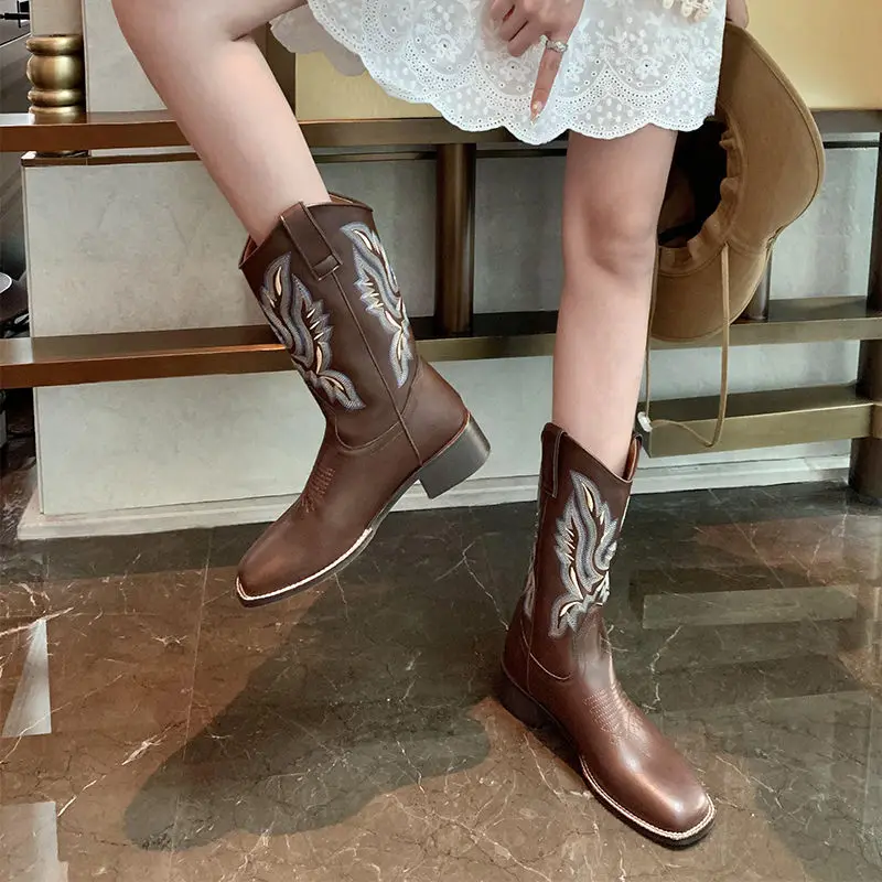 Women Retro Mid Calf Western Cowboy Motorcycle Boots Female Autumn Embroidered Square Toe Chunky Heel Fashion Design Brown Boots