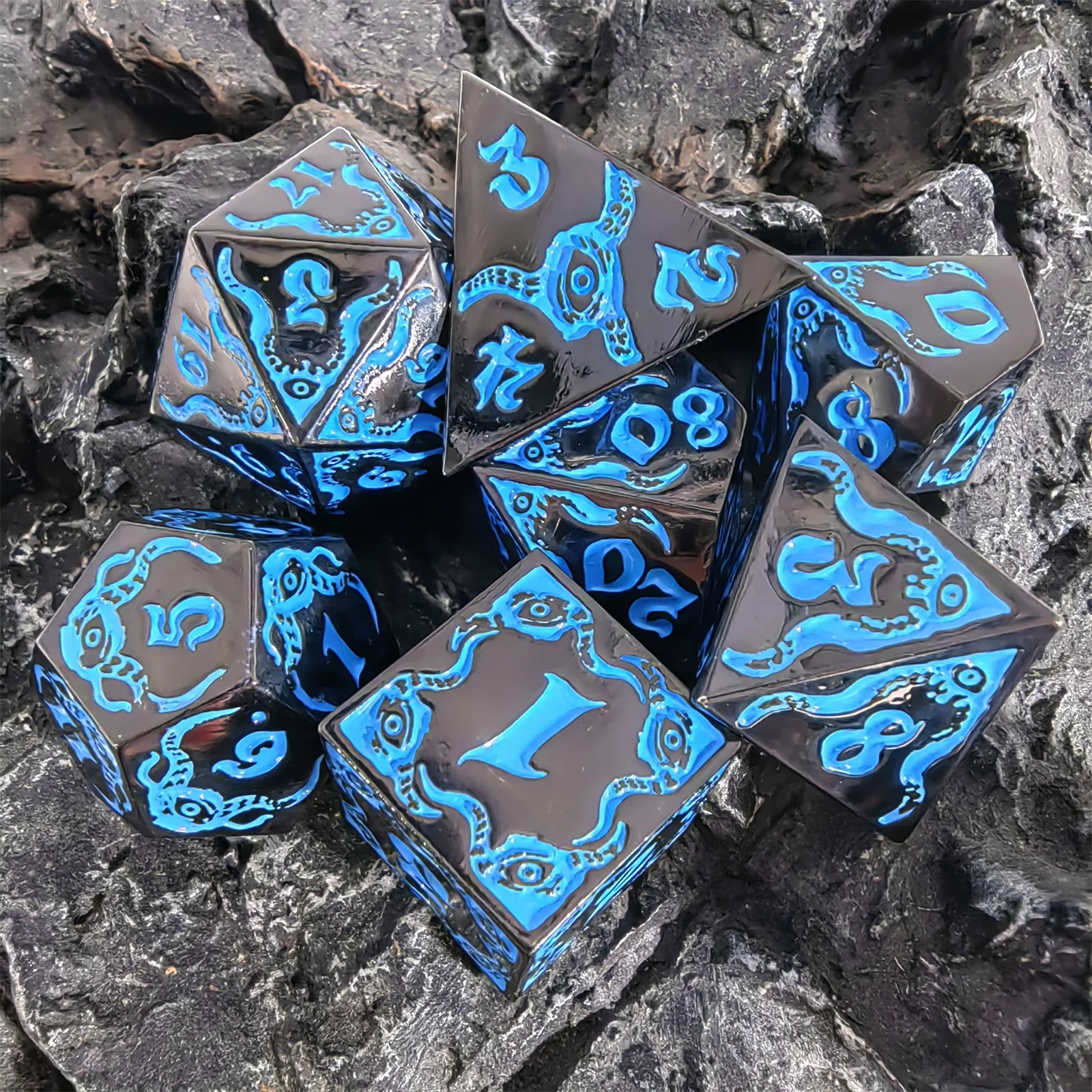 

7pcs Blue Black Devil Eye DND Metal Dice Set Multi-sided Polyhedral Solid Dice for D&D Game Role Playing Board Table RPG D4~D20