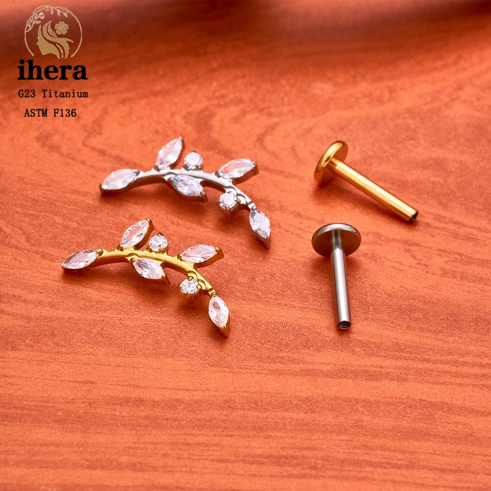 Orecchini a perno in titanio A - Belly Bar Titanium recensione e prezzo