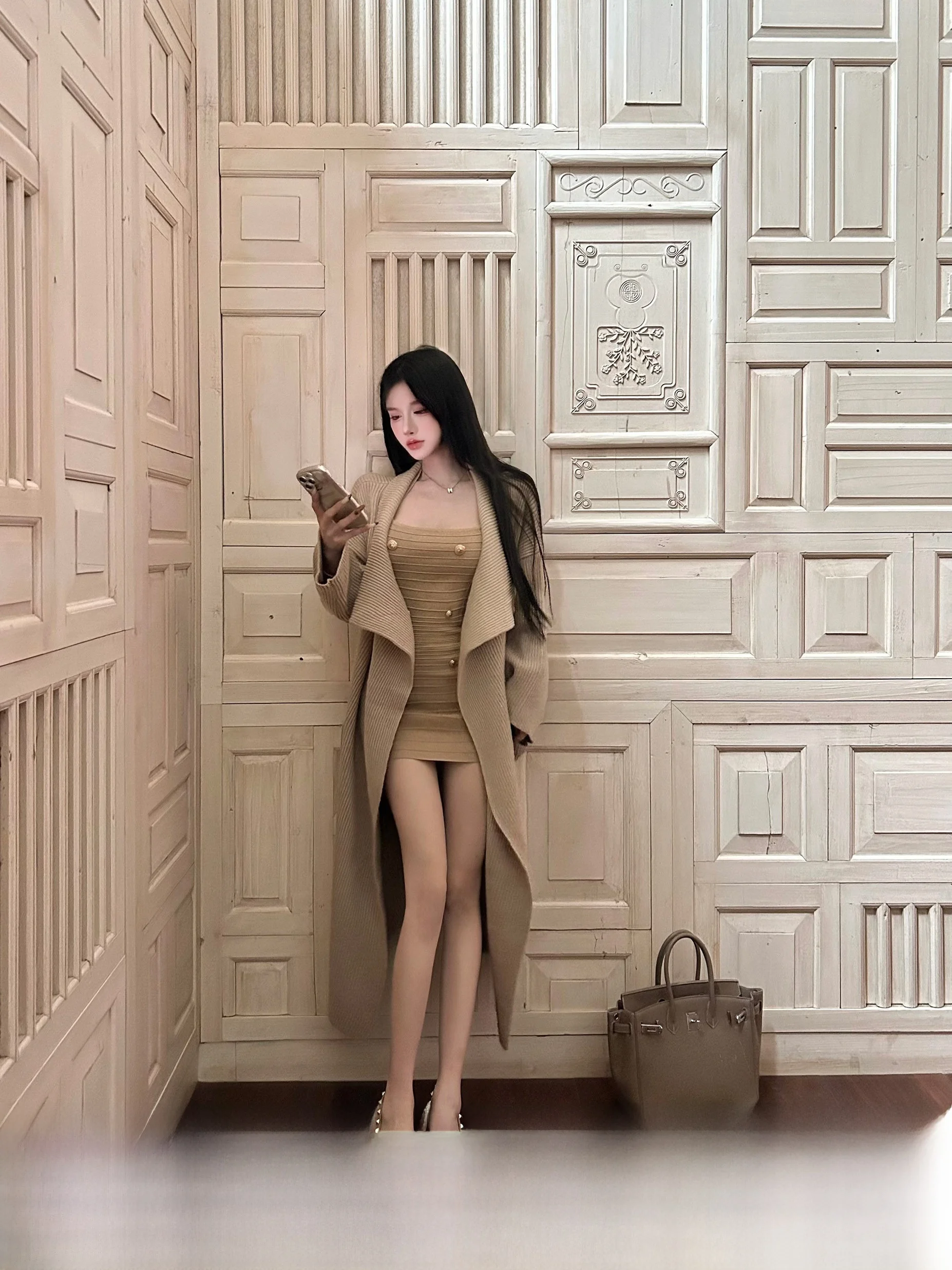 

Retro Sle Long Knitted Cardigan Women's Coat Large Collar Ele Loose Fit Soft Medium Gauge Pure Color Spring 2026 New