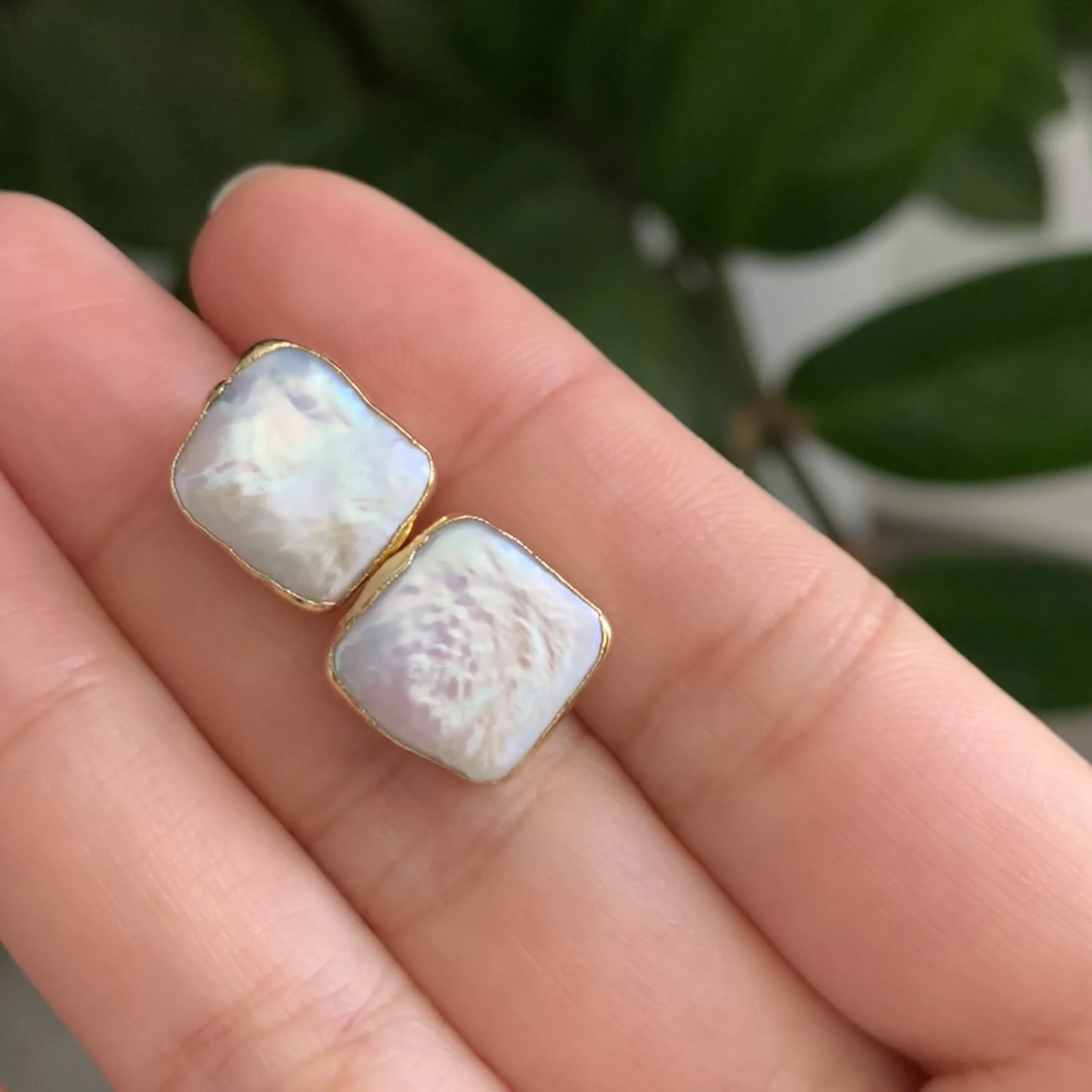 

MPE027 High Quality Women Gift Square Jewelry Earrings Natural Freshwater Pearl Push-back Stud With Gold Color Plated Popular