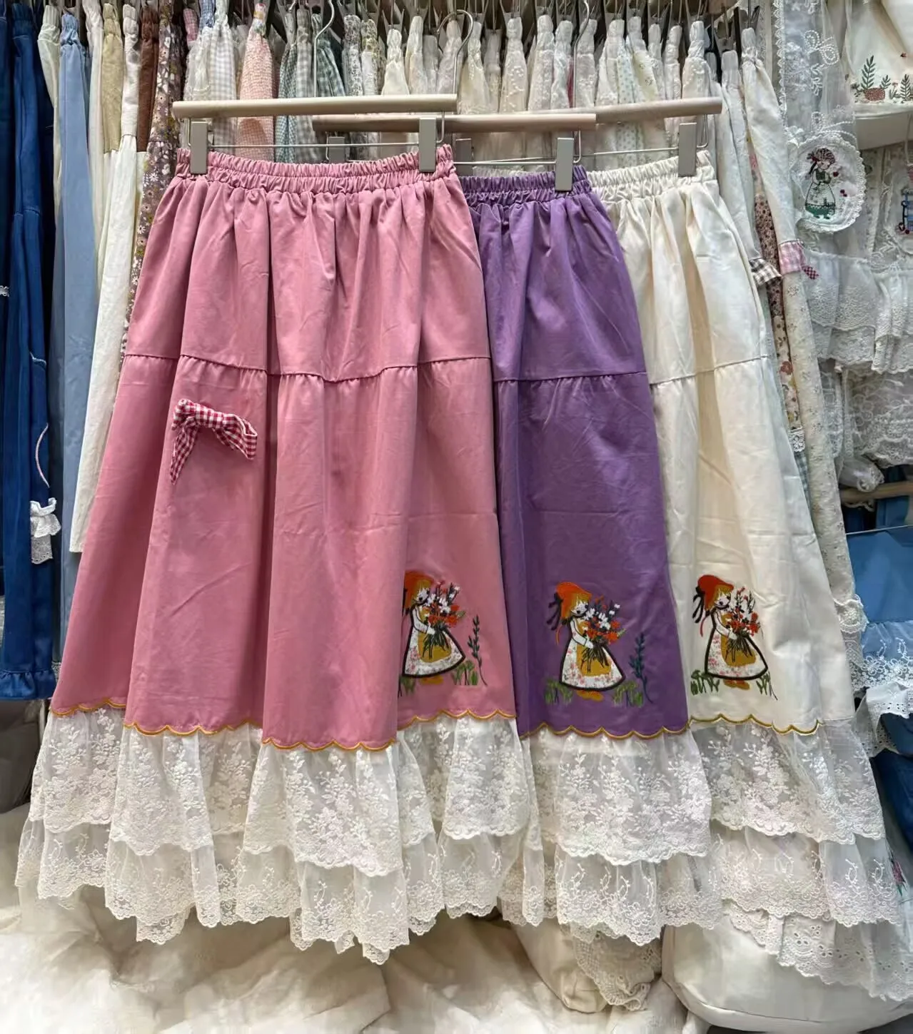 

Spring Autumn Women Vintage Embroidery Elastic Waist Skirts Sweet Patchwork Casual Japanese Mori Girl Cotton A-Line Lolita Skirt