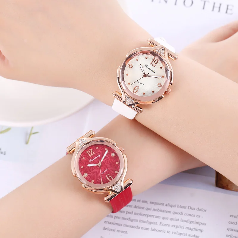 5pcs Set Fashion Women Watches Luxury Fine Ladies Wristwatch Necklace Female Ring Earring Gift Leather Quartz Watch reloj mujer