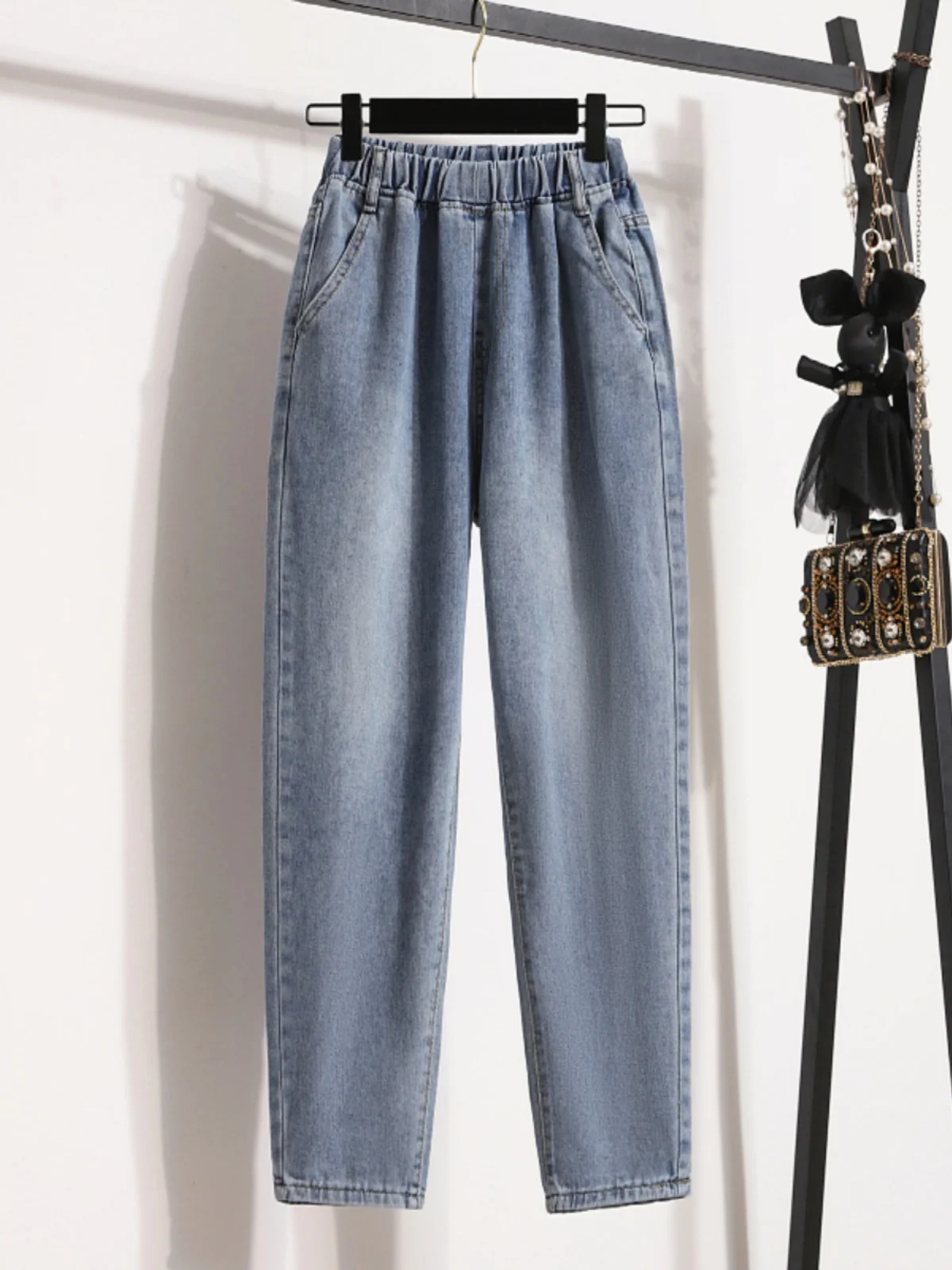 Celana Jeans Harem Kaki Lebar Pinggang Tinggi Celana Denim Pinggang Elastis Pakaian Ukuran Besar Wanita Faion Musim Gugur Penutup Pinggul Pelangsing